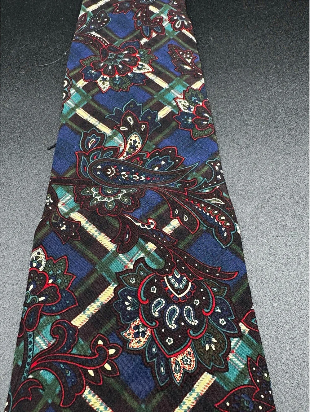 Vintage Bill Blass Silk Tie Navy Plaid Paisley 56” x 3.75” Classic